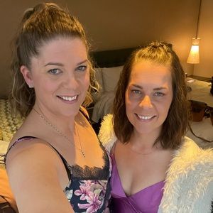 Meet your Posher, Sara & Belinda